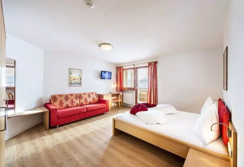 Hotelli Alpenfrieden