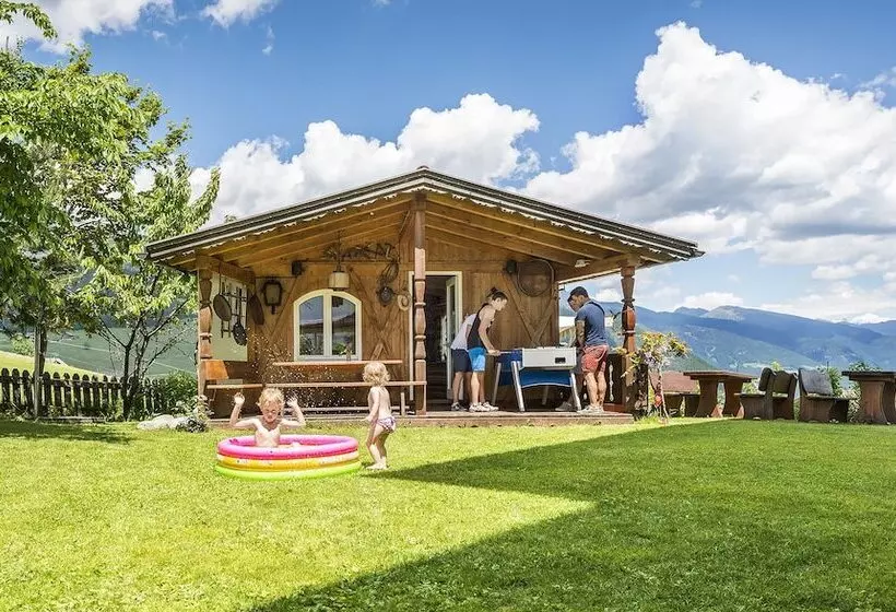 Hotelli Alpenfrieden