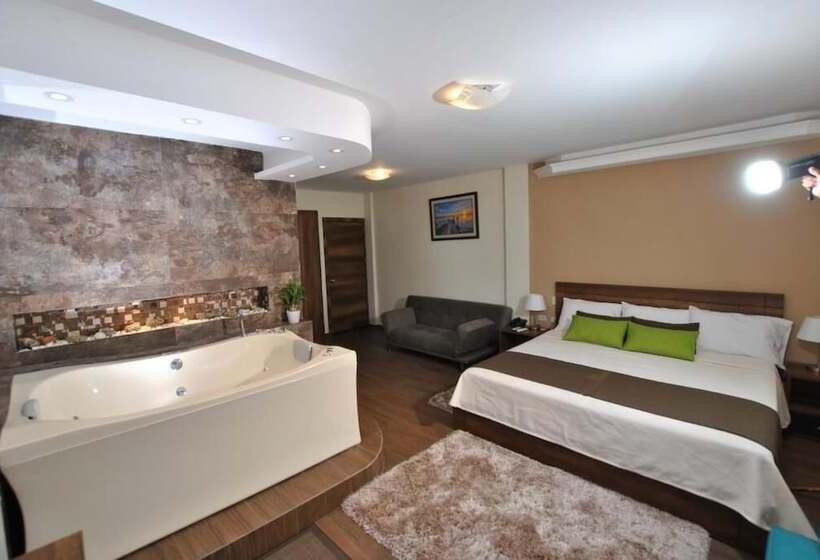 فندق Aqua Park El Surillal