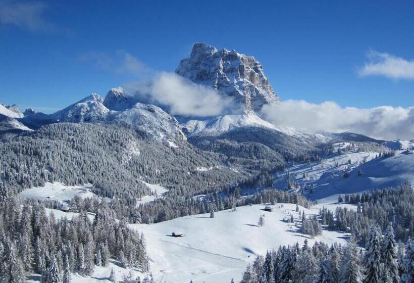 בית מלון כפרי Brustolon