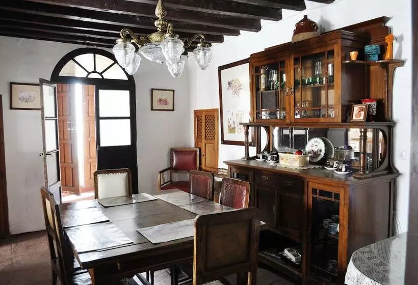 Hotelli Casa Rural Las Piedras