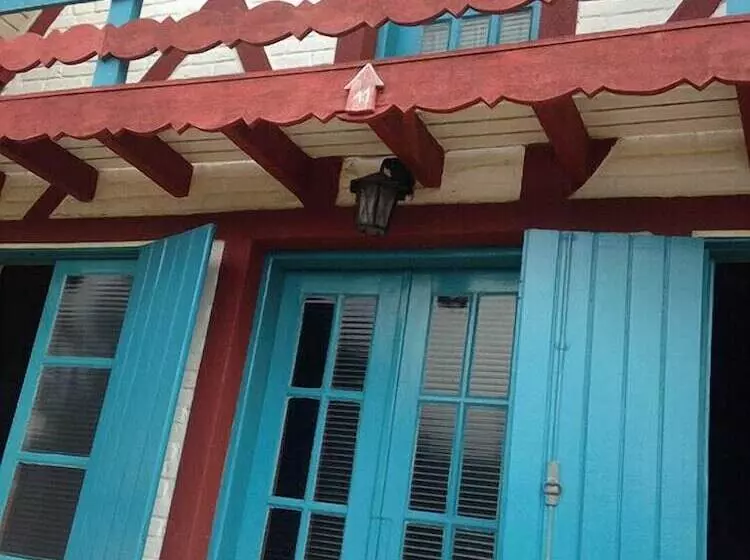 Hotelli Green Mountains