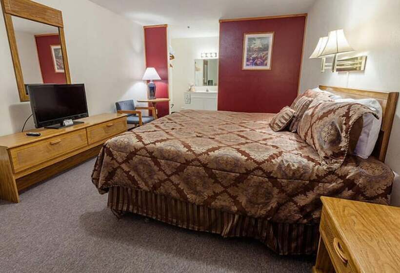 فندق Maggie Valley Creekside Lodge