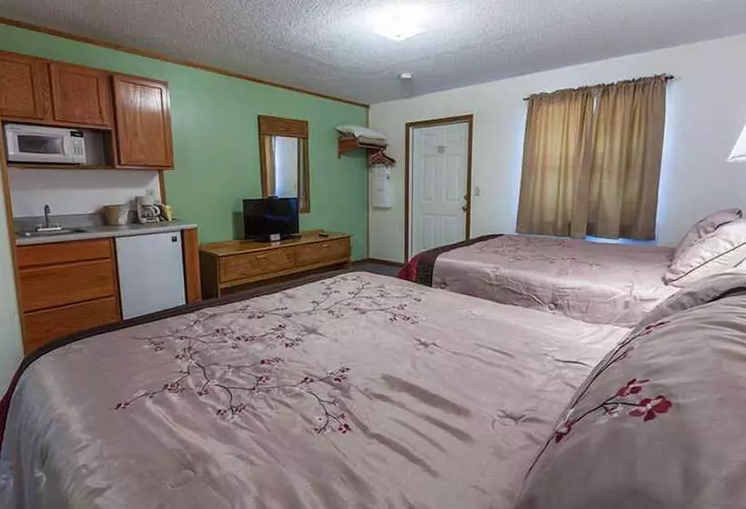 Hotelli Maggie Valley Creekside Lodge