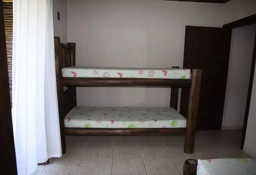 هتل Pousada Cantinho Do Rosa