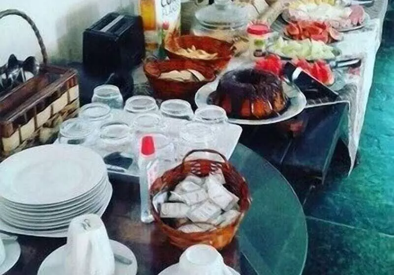 ホテル Pousada Nossa Casa Itauna Beach