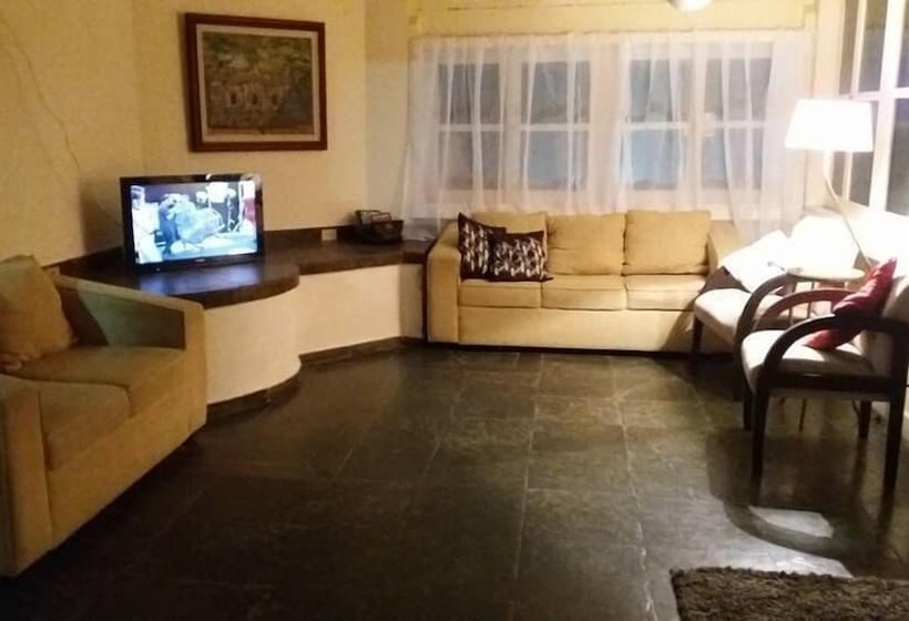 בית מלון כפרי Pousada Nossa Casa Itauna Beach