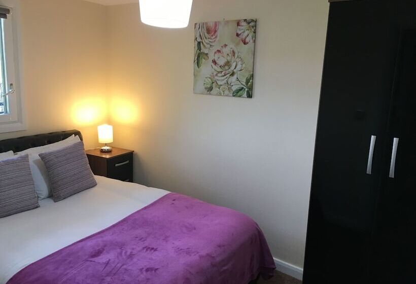 בית מלון כפרי Starlite Serviced Apartments