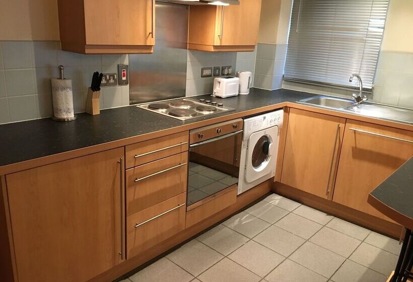 בית מלון כפרי Starlite Serviced Apartments