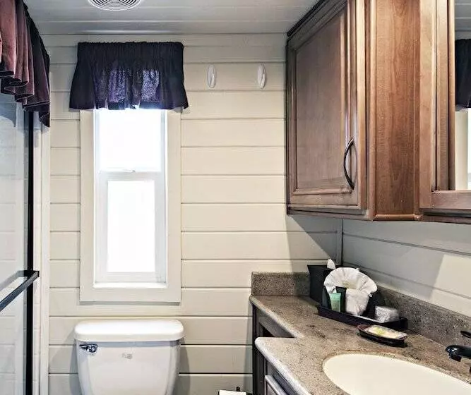 Hotelli Vines Rv Resort