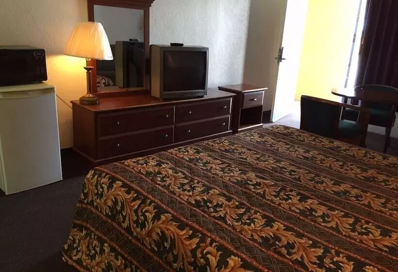 Motelli Ashburn Inn & Rv Park