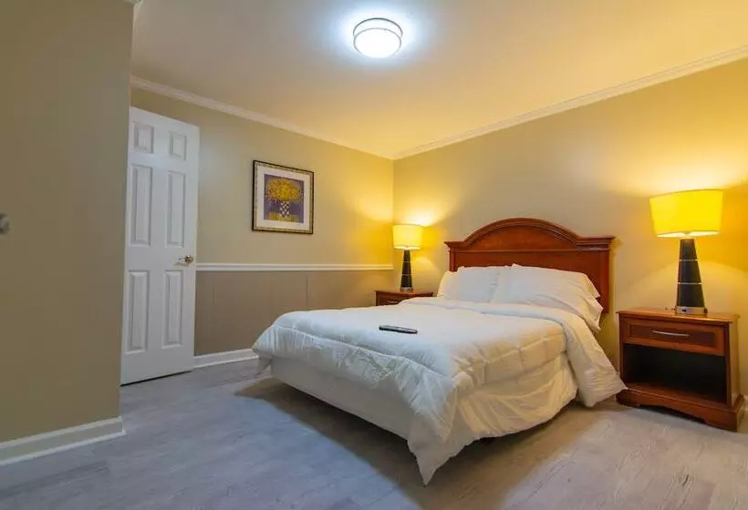 モーテル Eden Inn