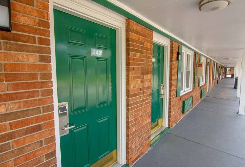 汽车旅馆  Eden Inn