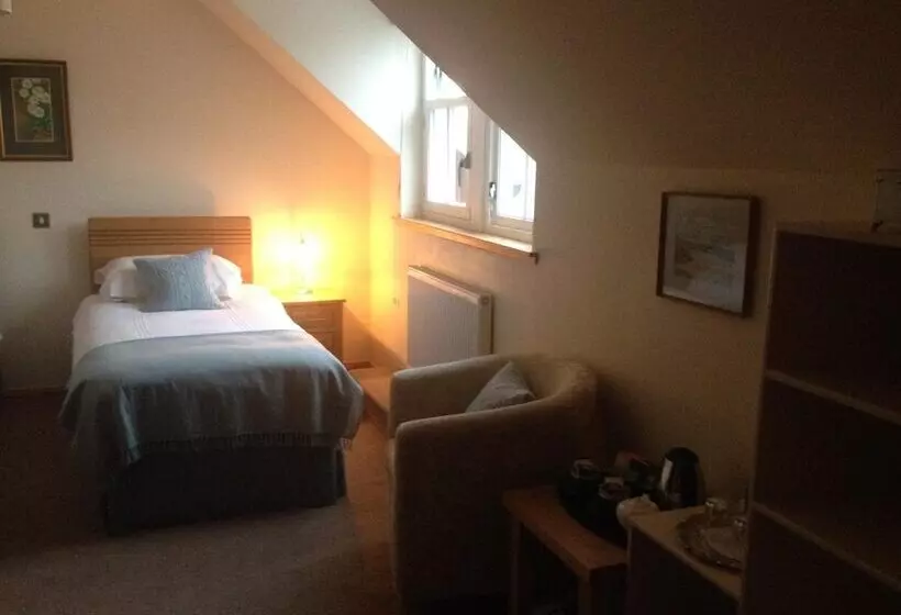 Majatalo Ardoran House B&b