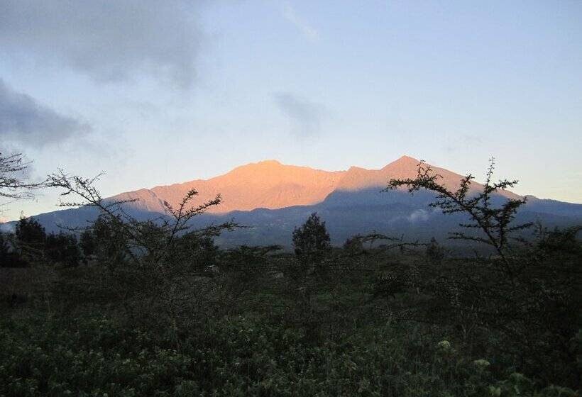 پانسیون Nature Homes   Africa Amini Life