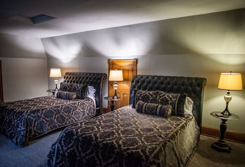 The Gage Mansion B&b