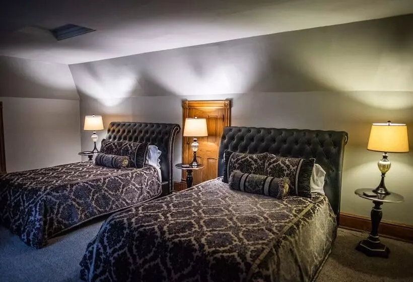 The Gage Mansion B&b