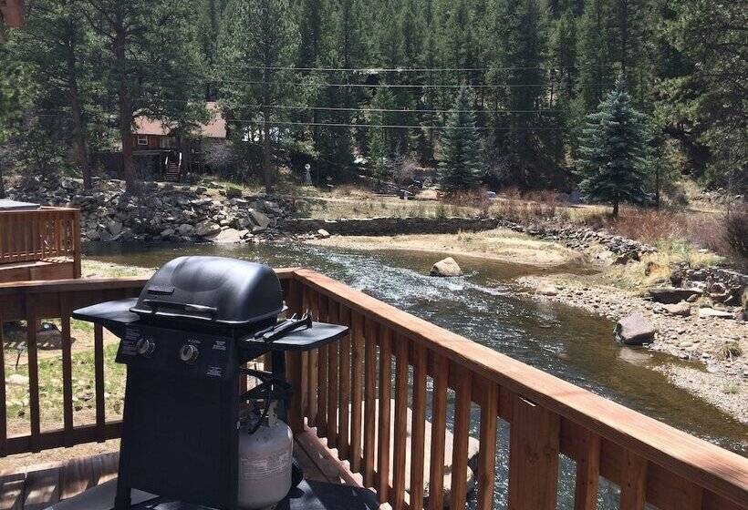 Wendy's Canyon Cottages