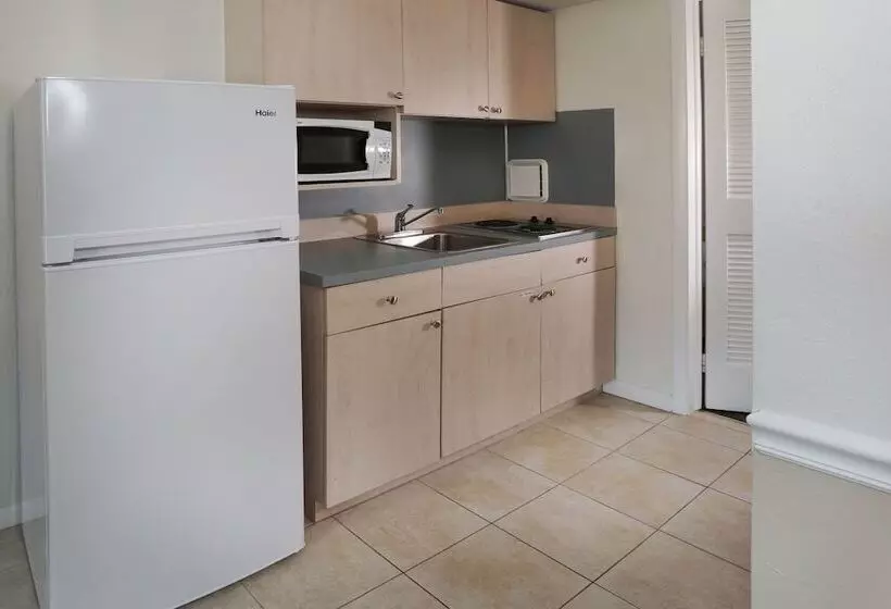 مُتل Matador Oceanfront Resort