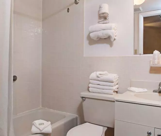 مُتل Matador Oceanfront Resort