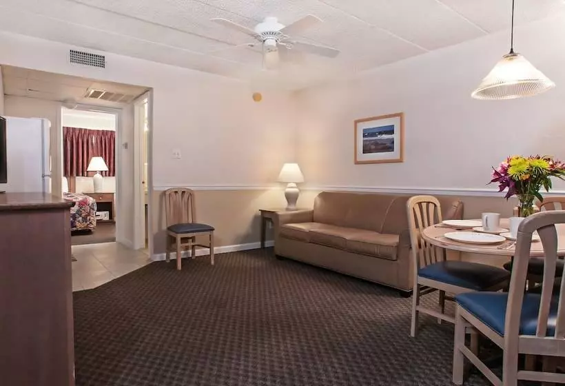 مُتل Matador Oceanfront Resort