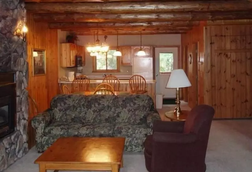 Pelican Woods