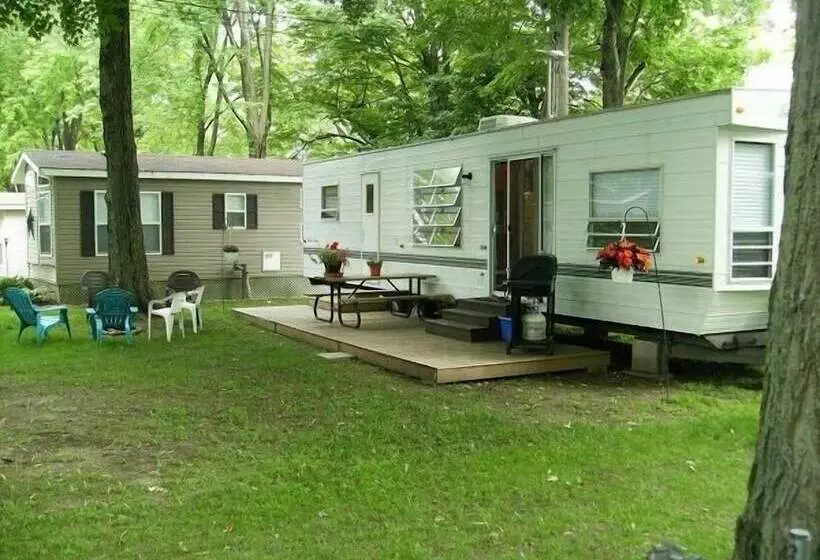 Sandbanks Beach Resort