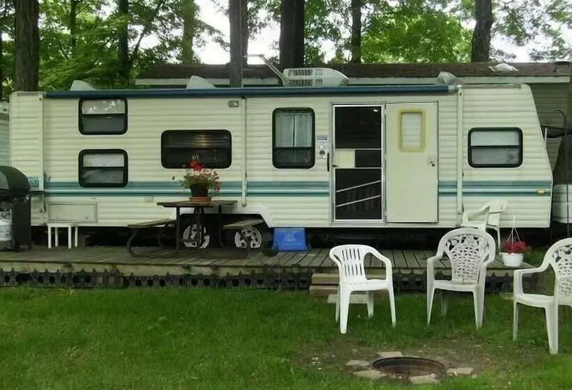 Sandbanks Beach Resort