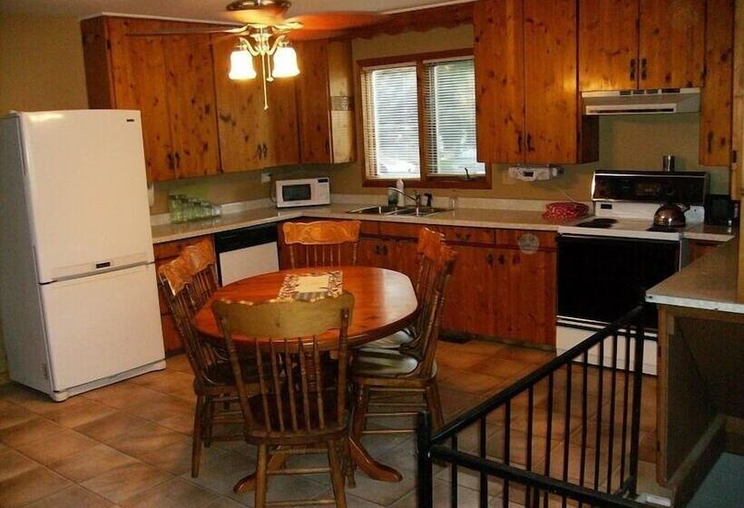 Sandbanks Beach Resort