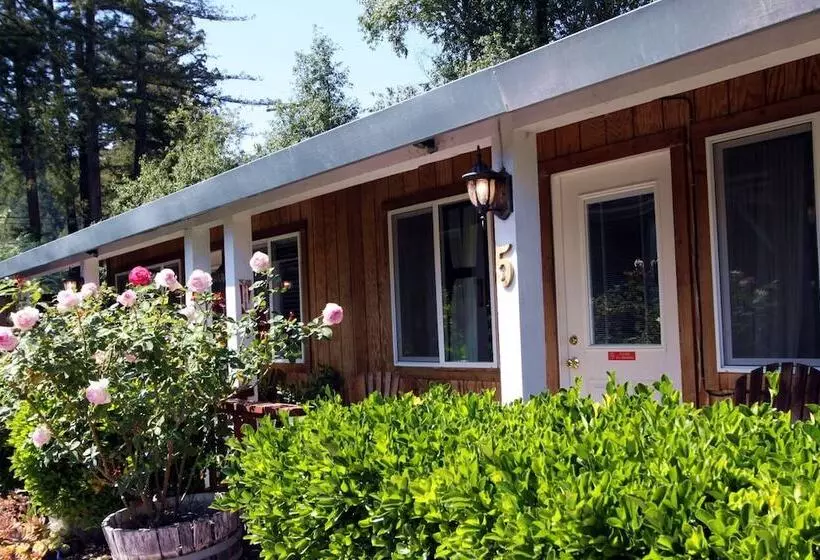 The Woods Hotel   Gay Lgbtq Cabins