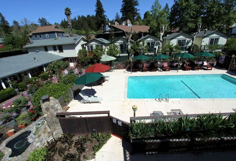 The Woods Hotel   Gay Lgbtq Cabins