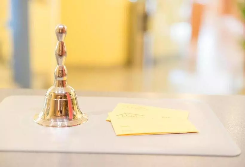 Отель Beim Schrey