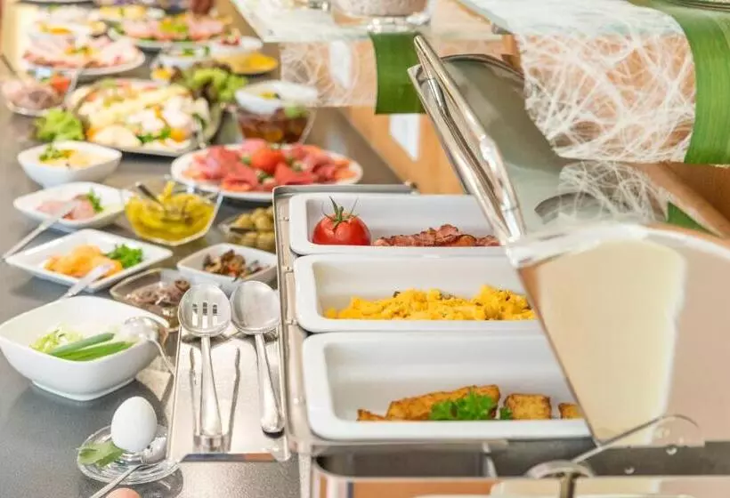 Отель Beim Schrey