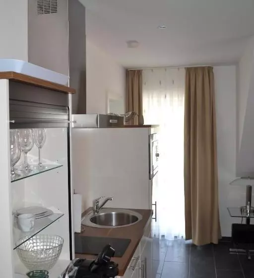 酒店 Campus Boardinghouse