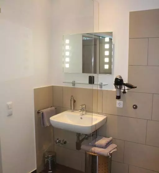 酒店 Campus Boardinghouse