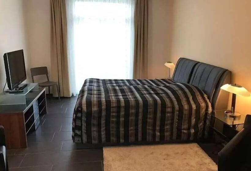 酒店 Campus Boardinghouse