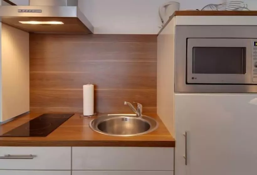 酒店 Campus Boardinghouse