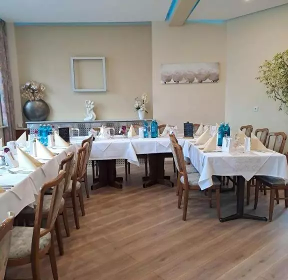 בית מלון כפרי Deutsches Haus