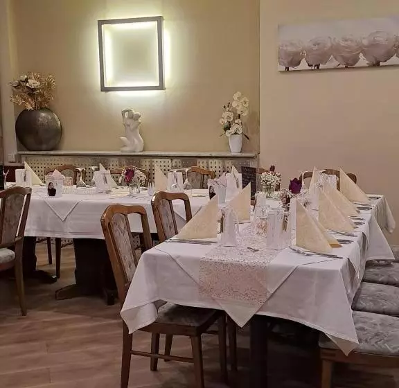 בית מלון כפרי Deutsches Haus