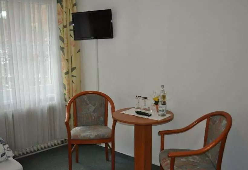 Отель Engel Altenau