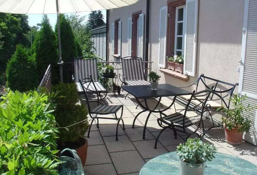 호텔 Garni Kaiserstuhl