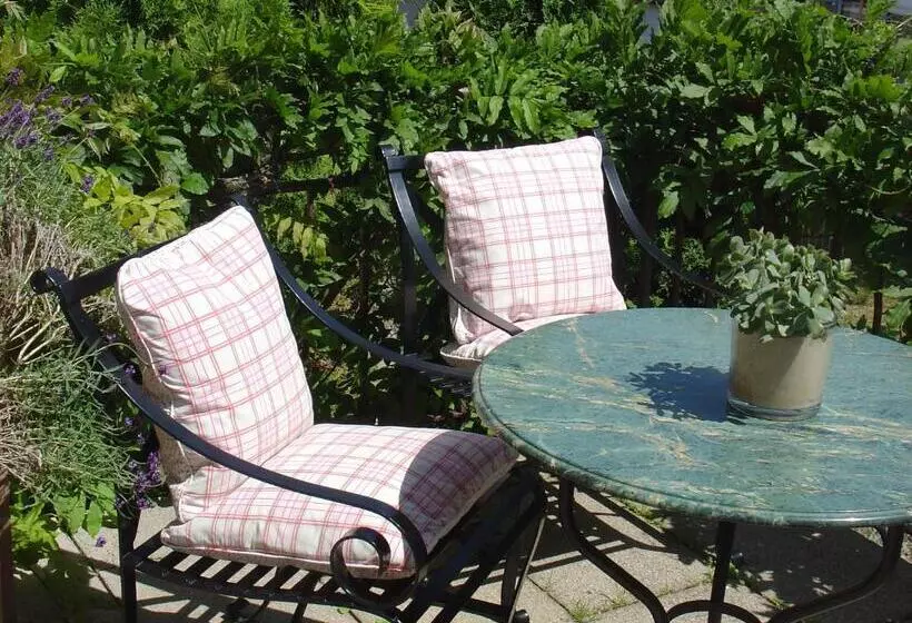 호텔 Garni Kaiserstuhl