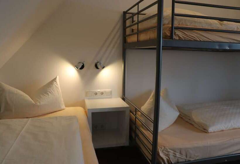 Отель Gasthof Post