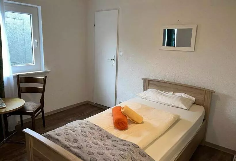 ホテル Sonnenstrand