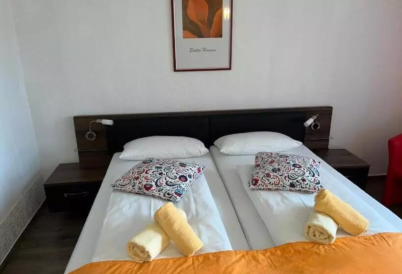 ホテル Sonnenstrand