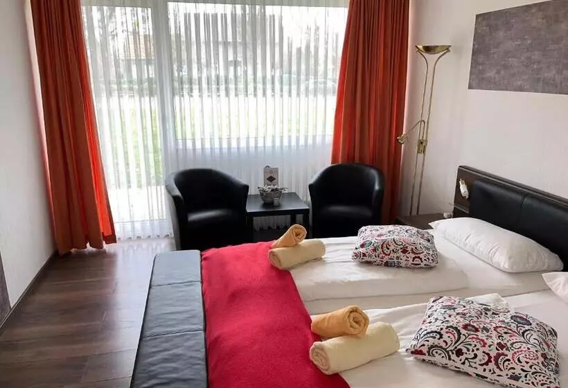 ホテル Sonnenstrand