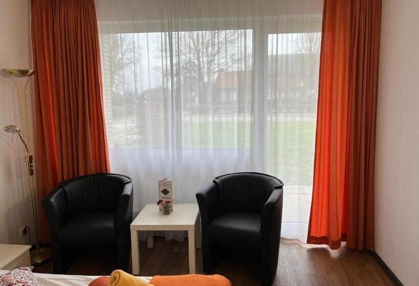 ホテル Sonnenstrand