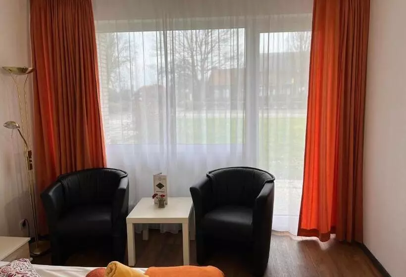 ホテル Sonnenstrand