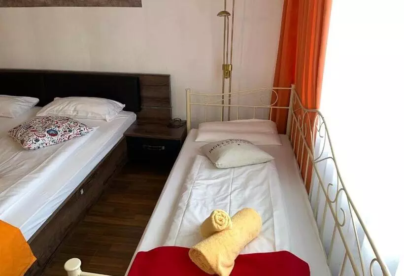 ホテル Sonnenstrand