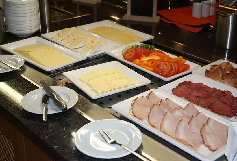 Отель Taunustagungs